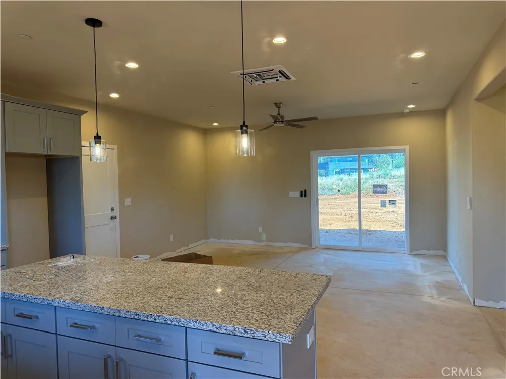 1439 Powell Paradise, CA 95969