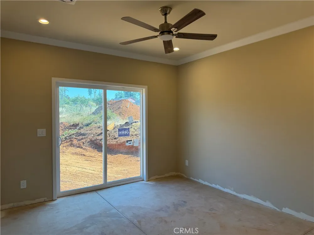 1439 Powell Paradise, CA 95969