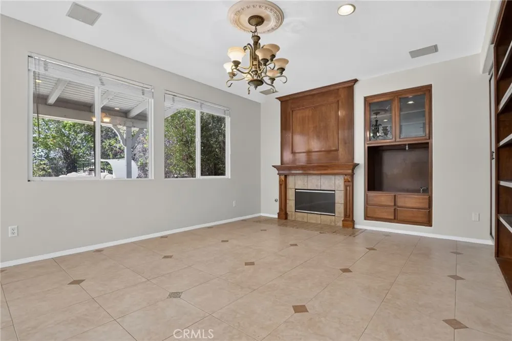11217 Ravenna Porter Ranch, CA 91326