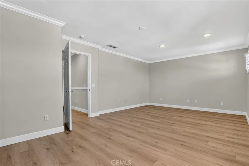 11217 Ravenna Porter Ranch, CA 91326