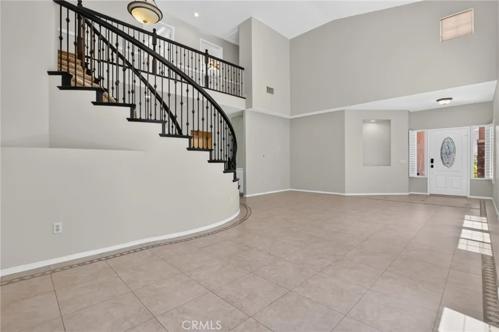 11217 Ravenna Porter Ranch, CA 91326
