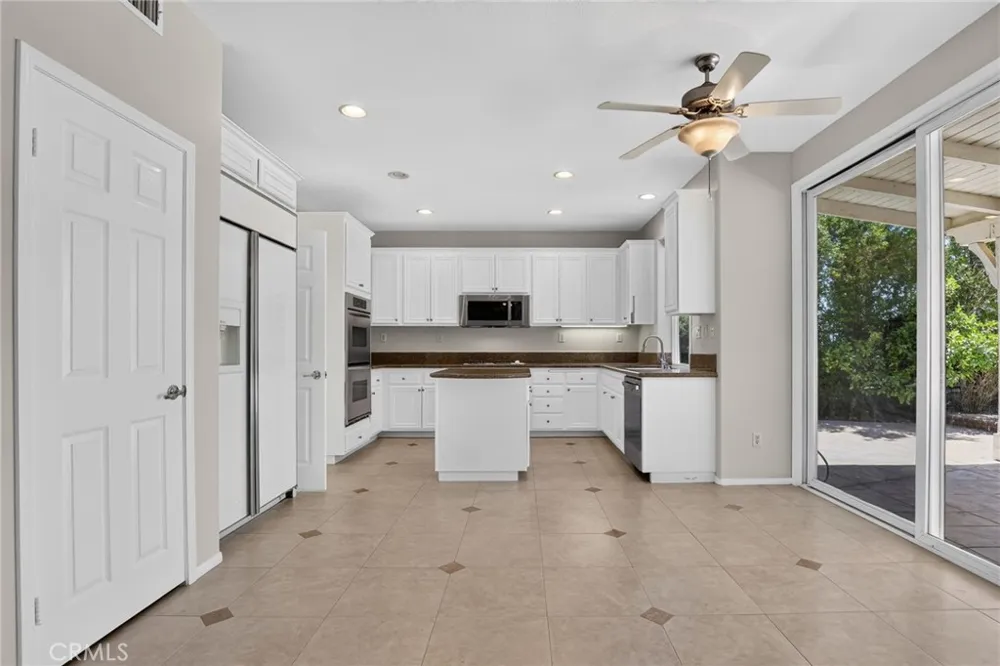 11217 Ravenna Porter Ranch, CA 91326