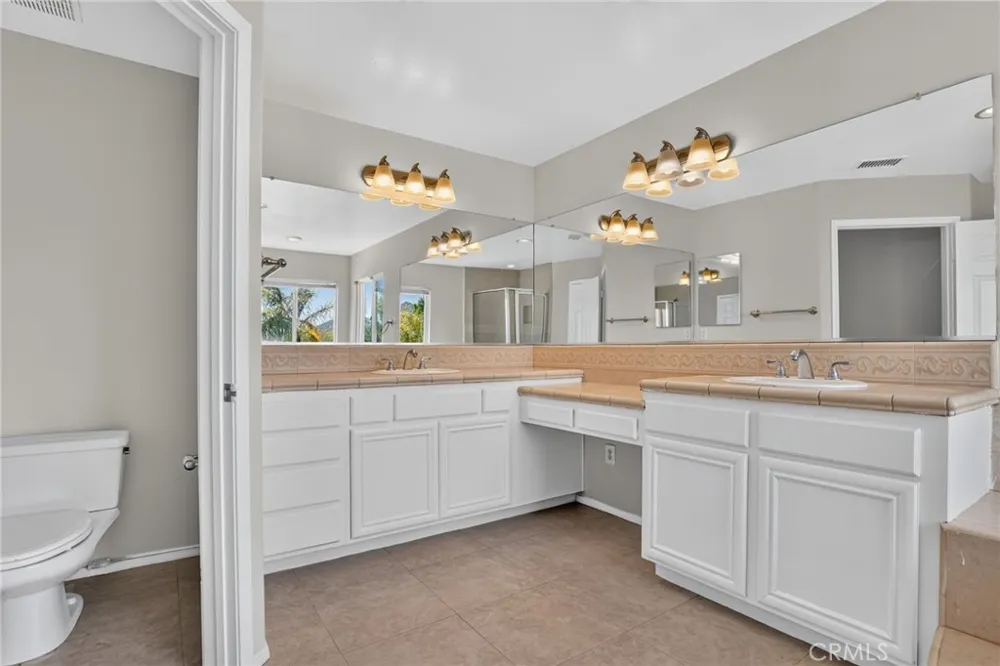11217 Ravenna Porter Ranch, CA 91326