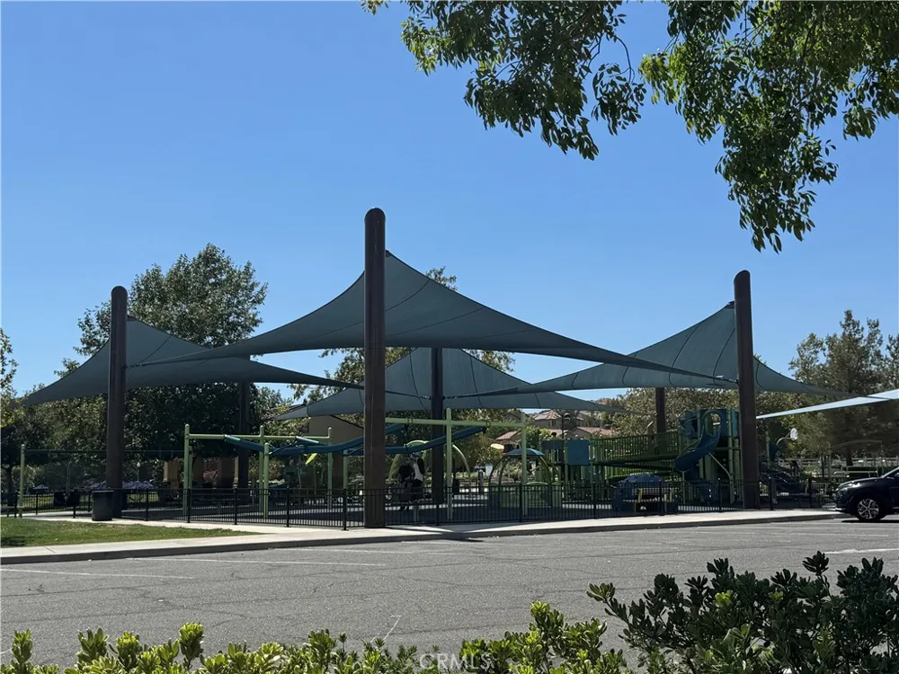 28502 Vista Del Rio Valencia, CA 91354