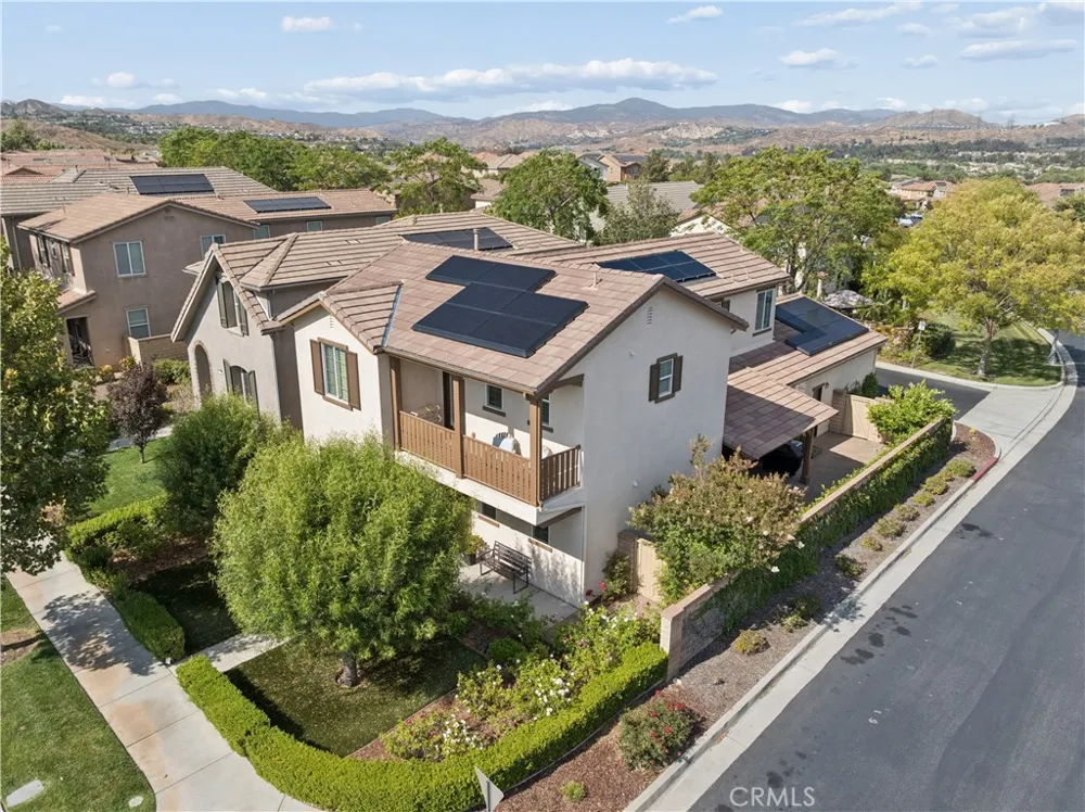 28502 Vista Del Rio Valencia, CA 91354
