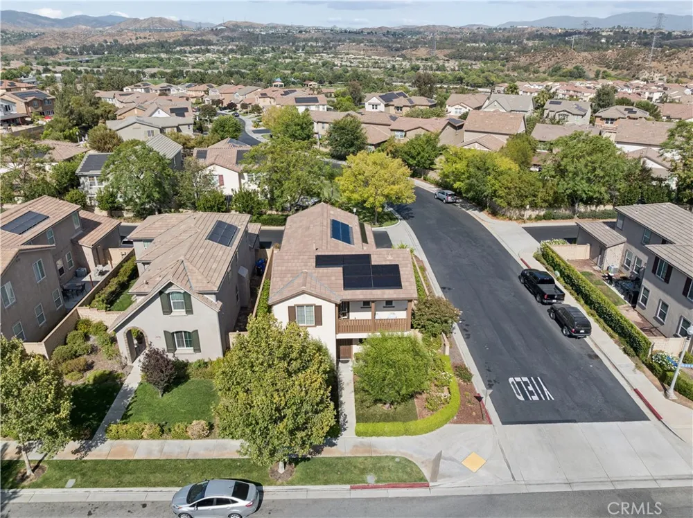 28502 Vista Del Rio Valencia, CA 91354