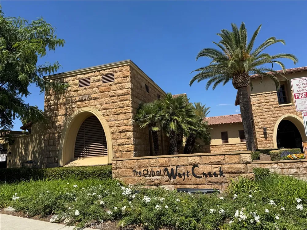 28502 Vista Del Rio Valencia, CA 91354