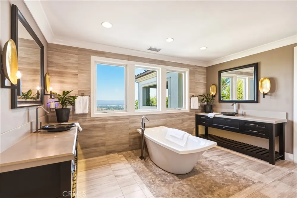 11735 Manchester Way Porter Ranch, CA 91326