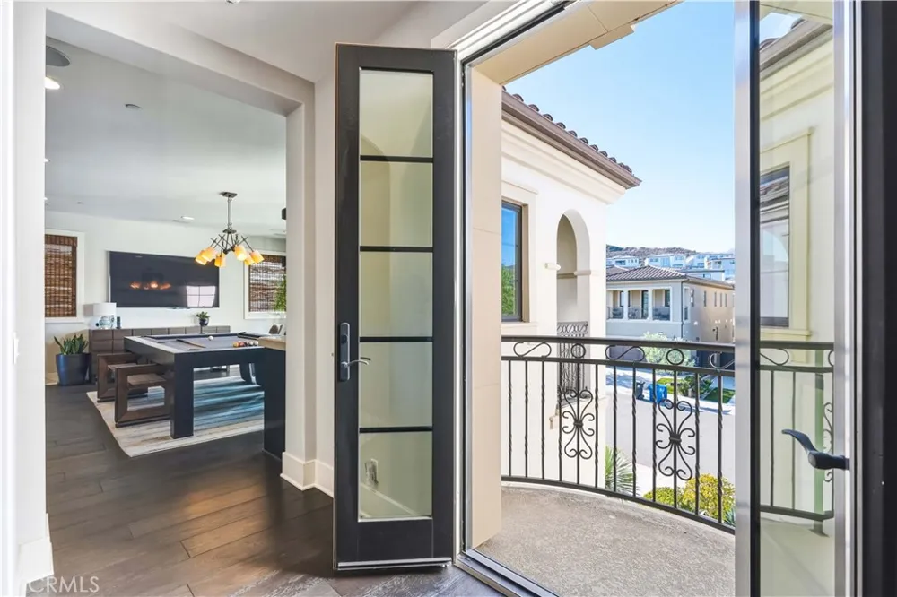 11735 Manchester Way Porter Ranch, CA 91326