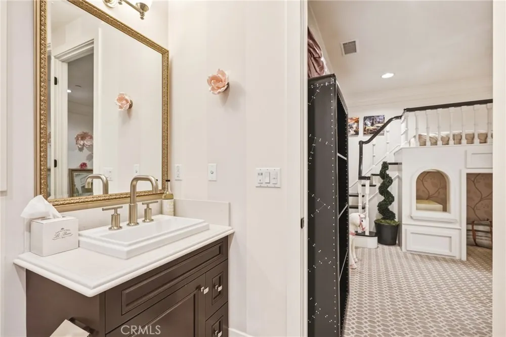 11735 Manchester Way Porter Ranch, CA 91326