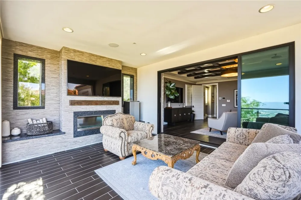 11735 Manchester Way Porter Ranch, CA 91326