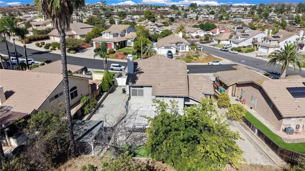 39607 Via Dominique Murrieta, CA 92563