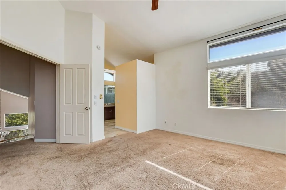 39607 Via Dominique Murrieta, CA 92563