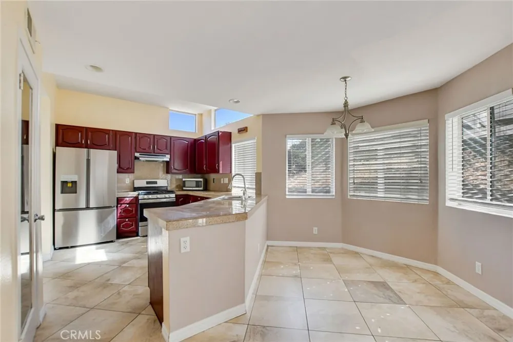 39607 Via Dominique Murrieta, CA 92563