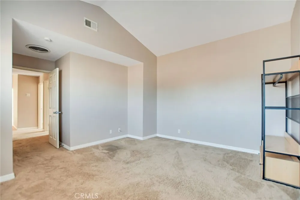 39607 Via Dominique Murrieta, CA 92563