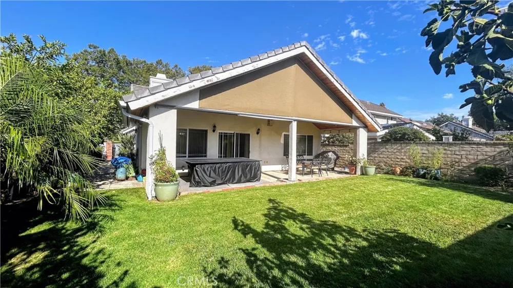 25845 Espinoza Drive Valencia, CA 91355
