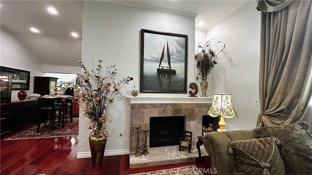 25845 Espinoza Drive Valencia, CA 91355