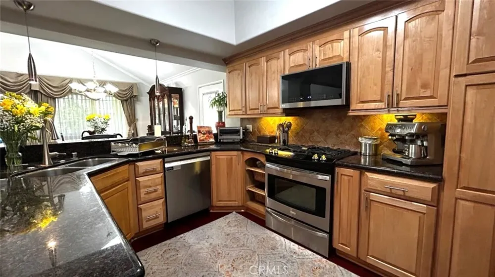 25845 Espinoza Drive Valencia, CA 91355