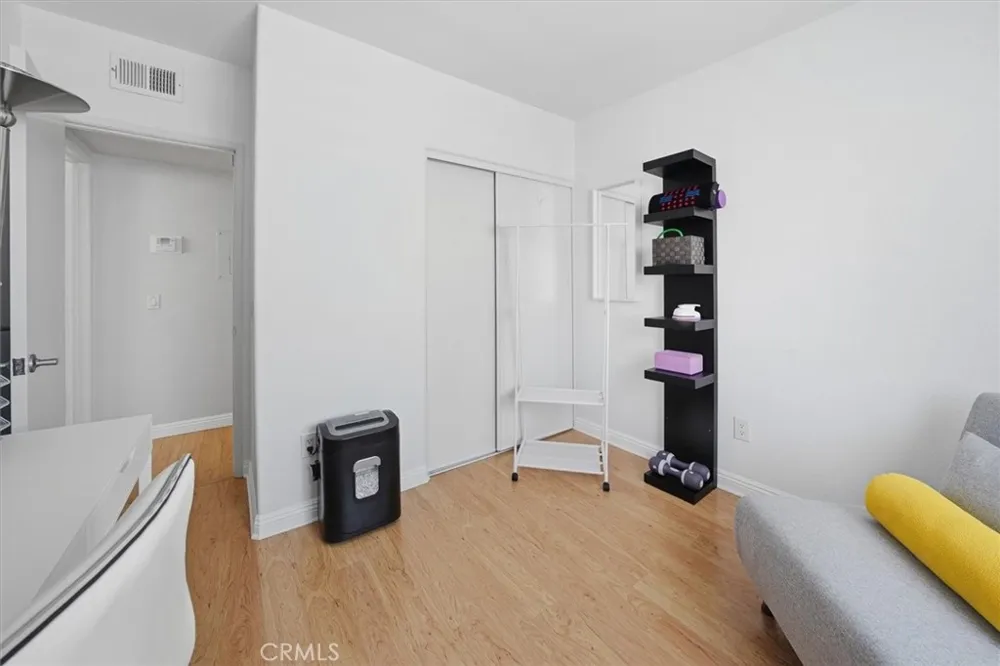18832 Vista Del Canon #G Newhall, CA 91321
