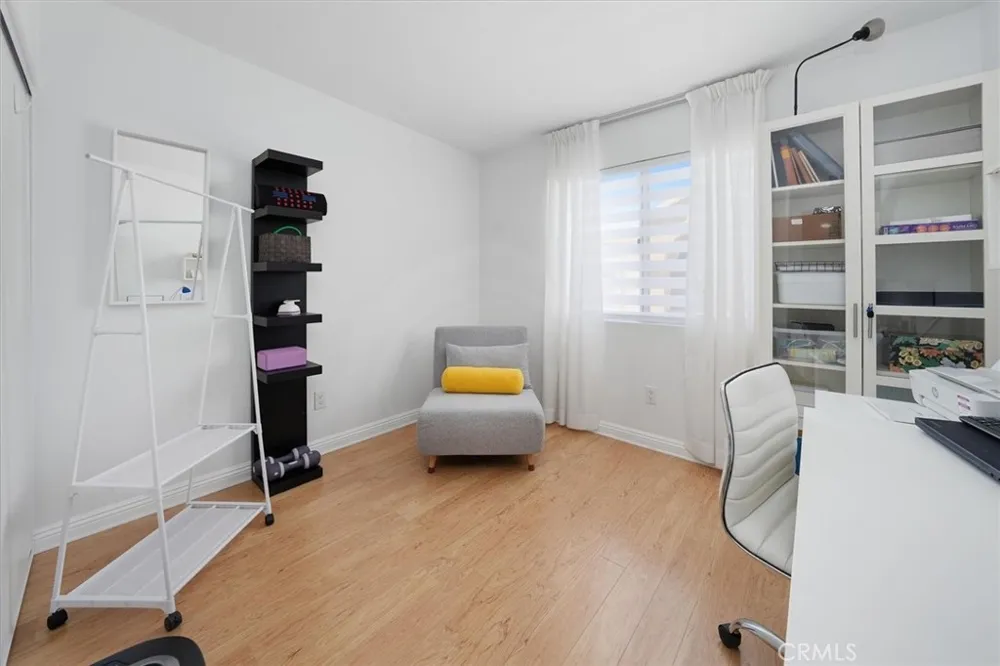 18832 Vista Del Canon #G Newhall, CA 91321