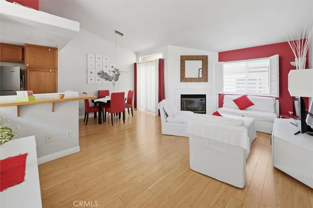 18832 Vista Del Canon #G Newhall, CA 91321