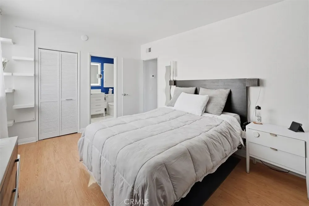 18832 Vista Del Canon #G Newhall, CA 91321