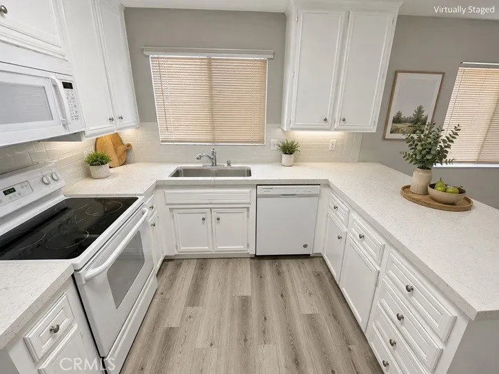 3102 W Devonshire Avenue Hemet, CA 92545