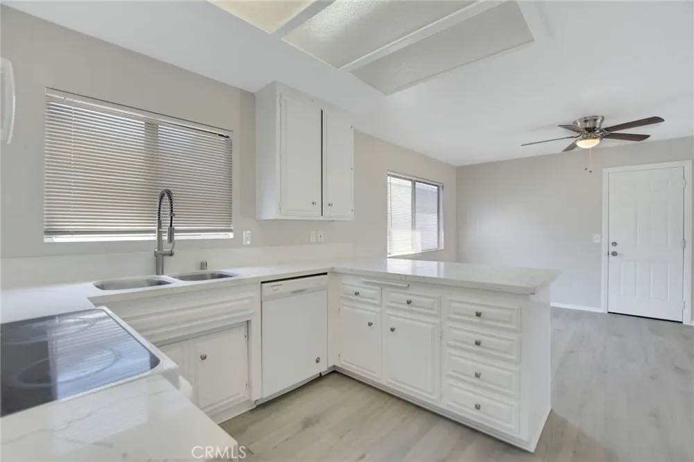 3102 W Devonshire Avenue Hemet, CA 92545