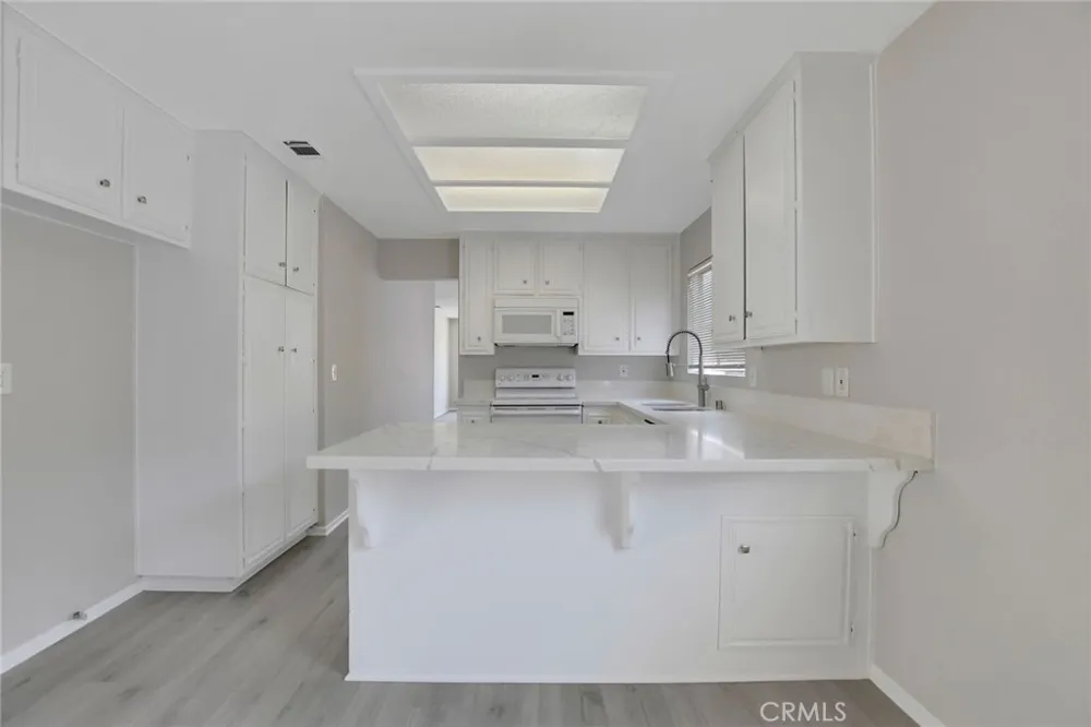 3102 W Devonshire Avenue Hemet, CA 92545