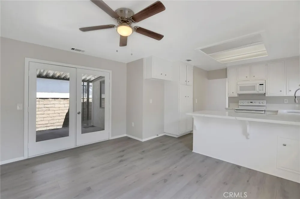 3102 W Devonshire Avenue Hemet, CA 92545