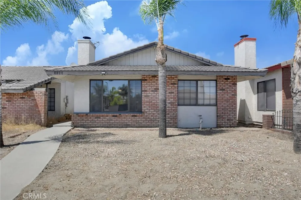 3102 W Devonshire Avenue Hemet, CA 92545