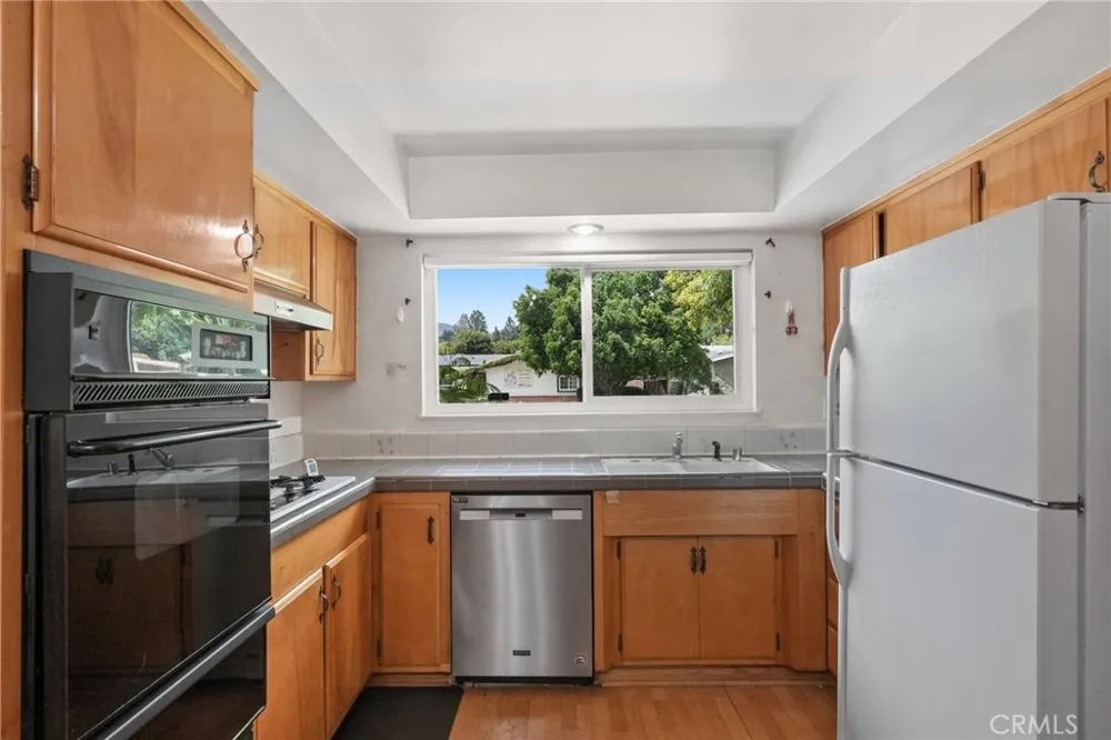 18618 Celtic Street Porter Ranch, CA 91326