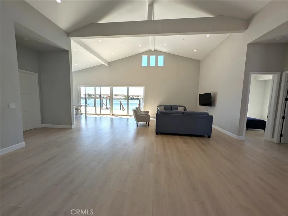 27026 Reef Lane Helendale, CA 92342