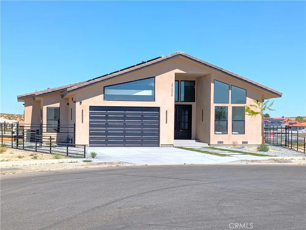 27026 Reef Lane Helendale, CA 92342