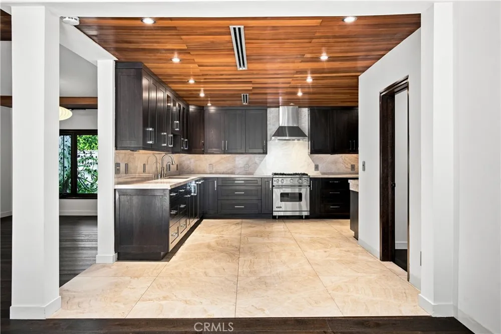 3184 Dona Sarita Place Studio City, CA 91604