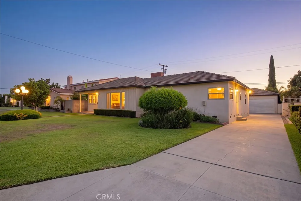 10439 Haledon Downey, CA 90241