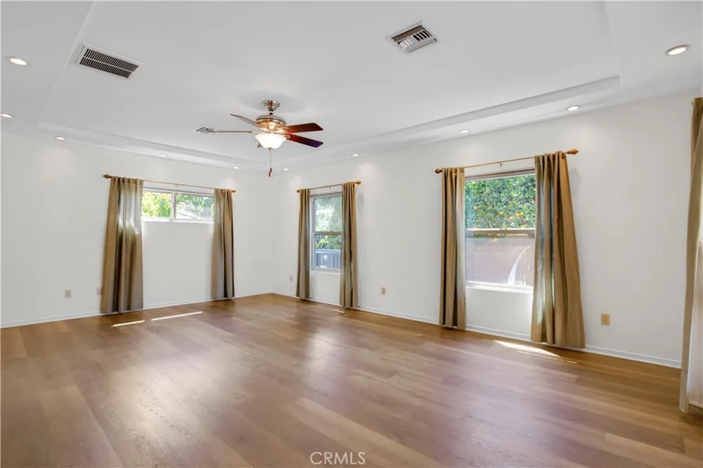 10439 Haledon Downey, CA 90241