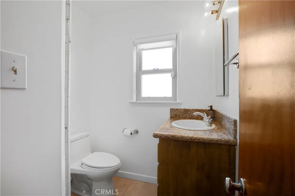 10439 Haledon Downey, CA 90241