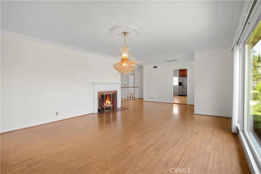 10439 Haledon Downey, CA 90241