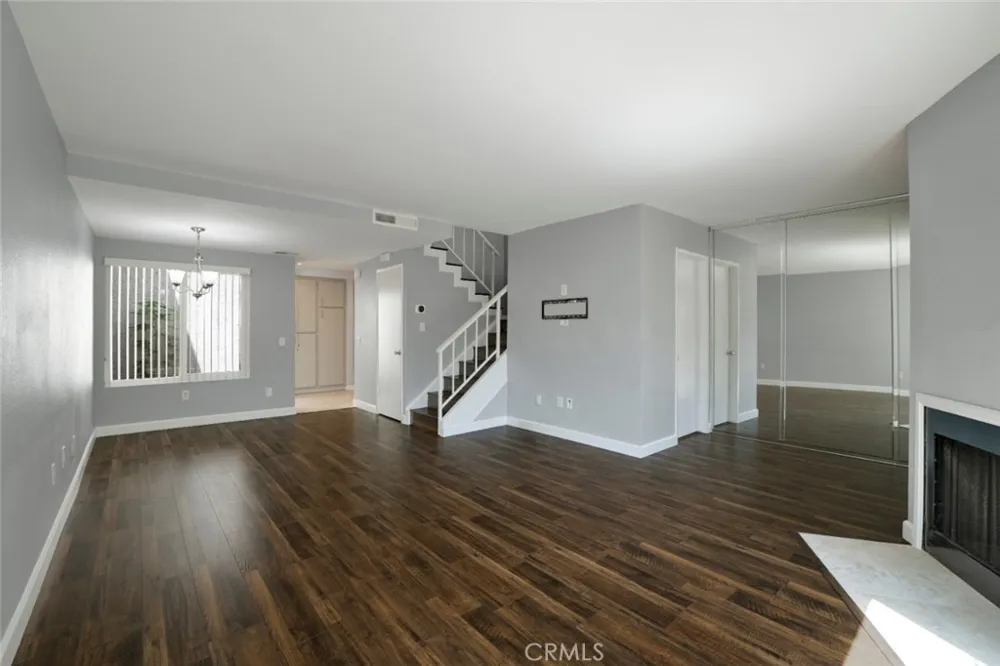 21901 Dupont Street #19 Chatsworth, CA 91311