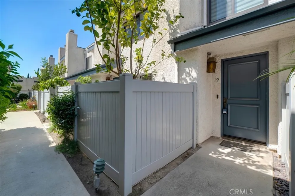 21901 Dupont Street #19 Chatsworth, CA 91311