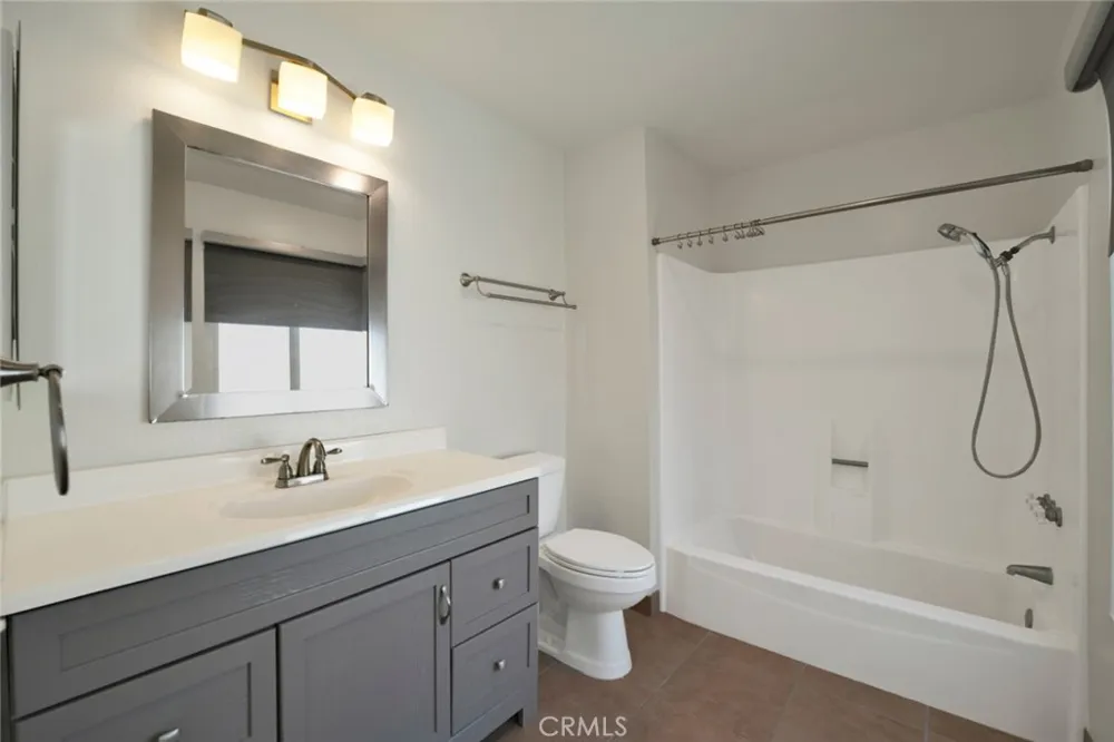 21901 Dupont Street #19 Chatsworth, CA 91311