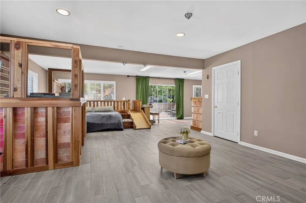 11510 Baird Avenue Porter Ranch, CA 91326