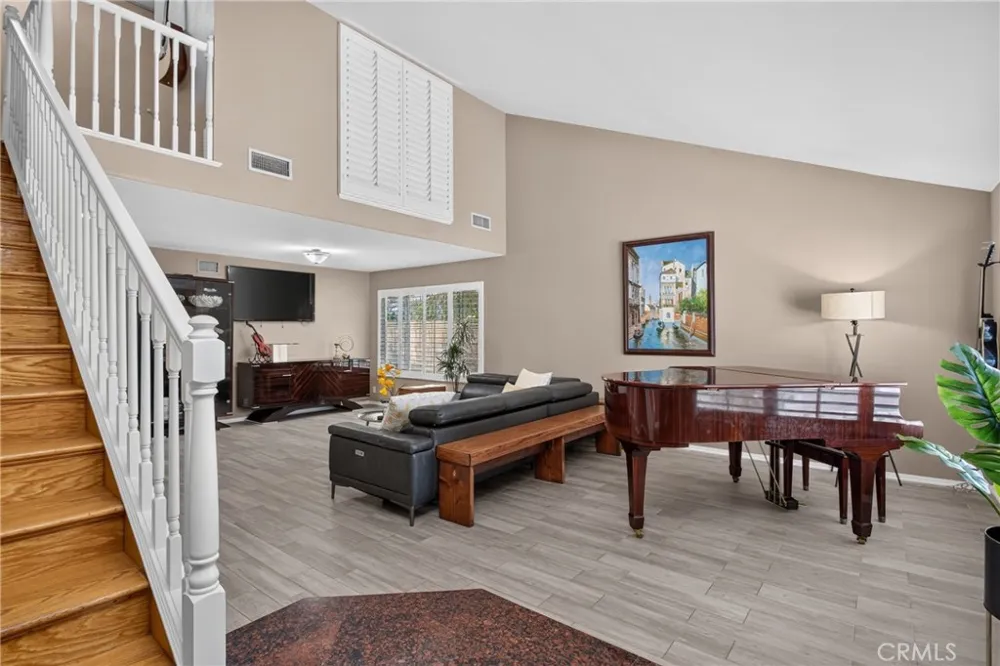 11510 Baird Avenue Porter Ranch, CA 91326