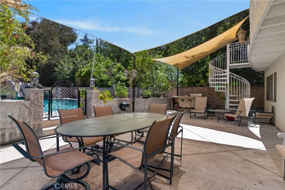 11510 Baird Avenue Porter Ranch, CA 91326