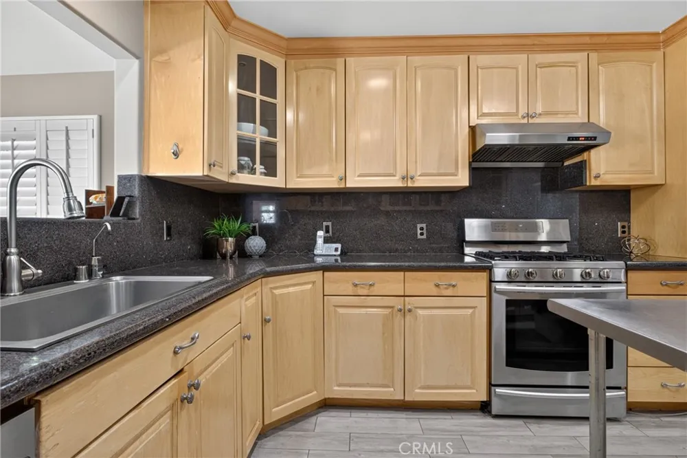 11510 Baird Avenue Porter Ranch, CA 91326