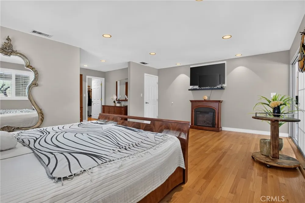 11510 Baird Avenue Porter Ranch, CA 91326