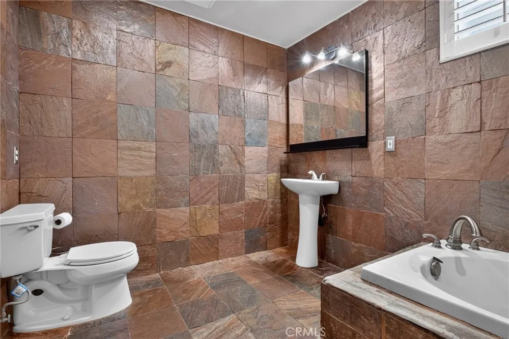 11510 Baird Avenue Porter Ranch, CA 91326