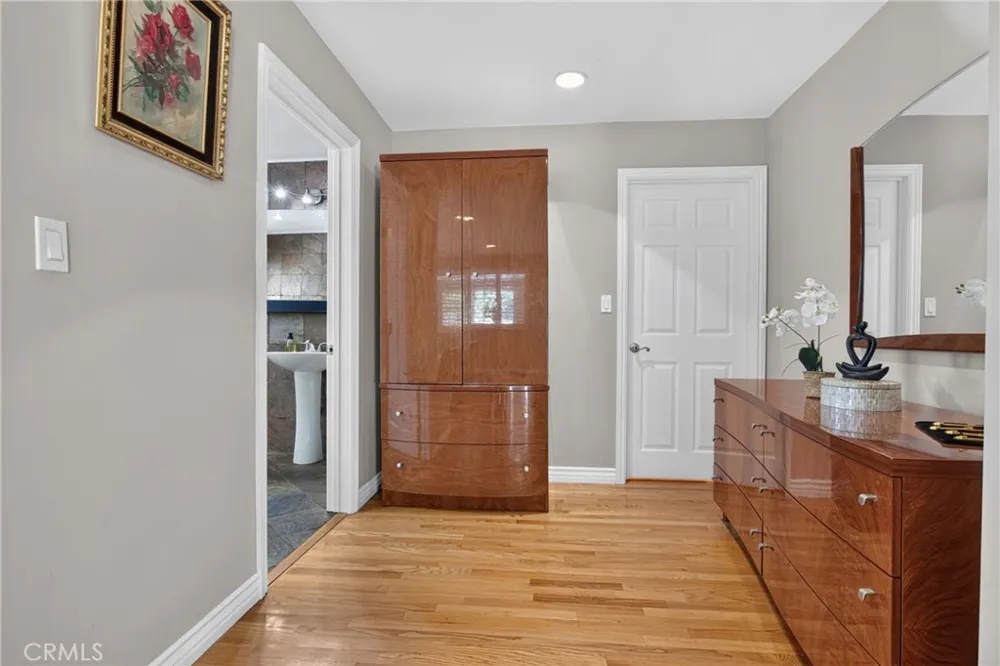 11510 Baird Avenue Porter Ranch, CA 91326