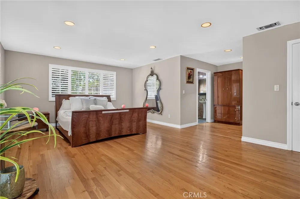 11510 Baird Avenue Porter Ranch, CA 91326